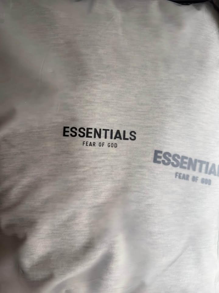 Ess Hoodie