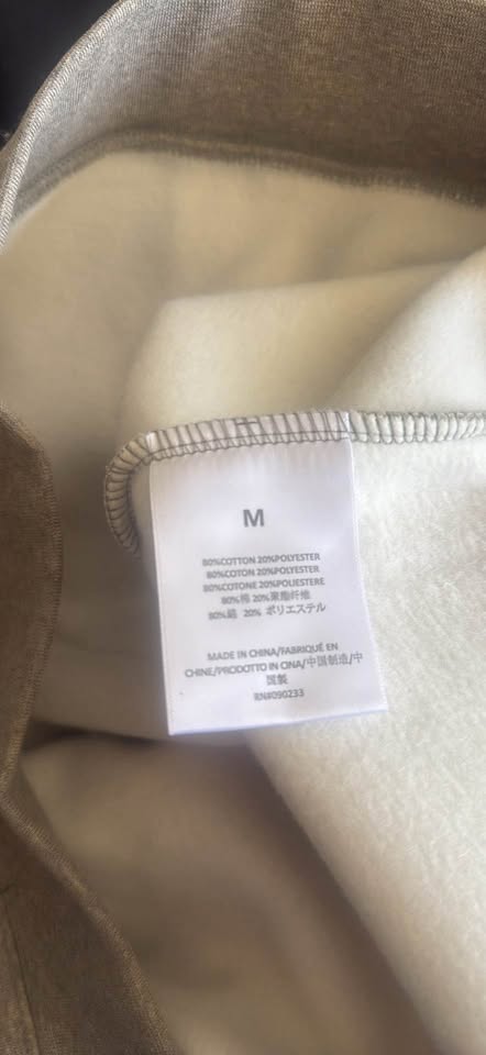 Ess Hoodie