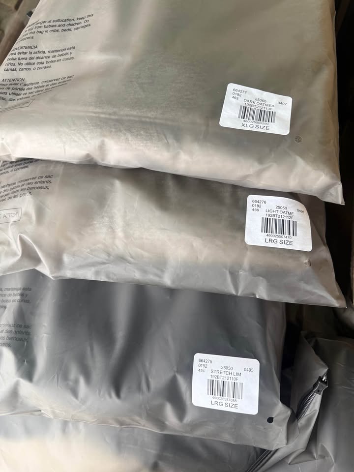 Ess Hoodie